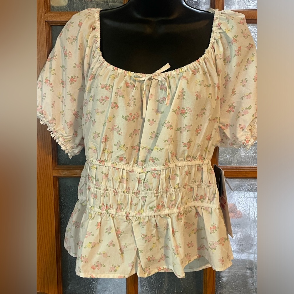 Celebrity Pink Cream Floral Smocked Peasant Blouse